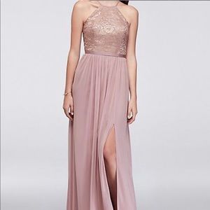 🎀Open back metallic and lace dress 👗